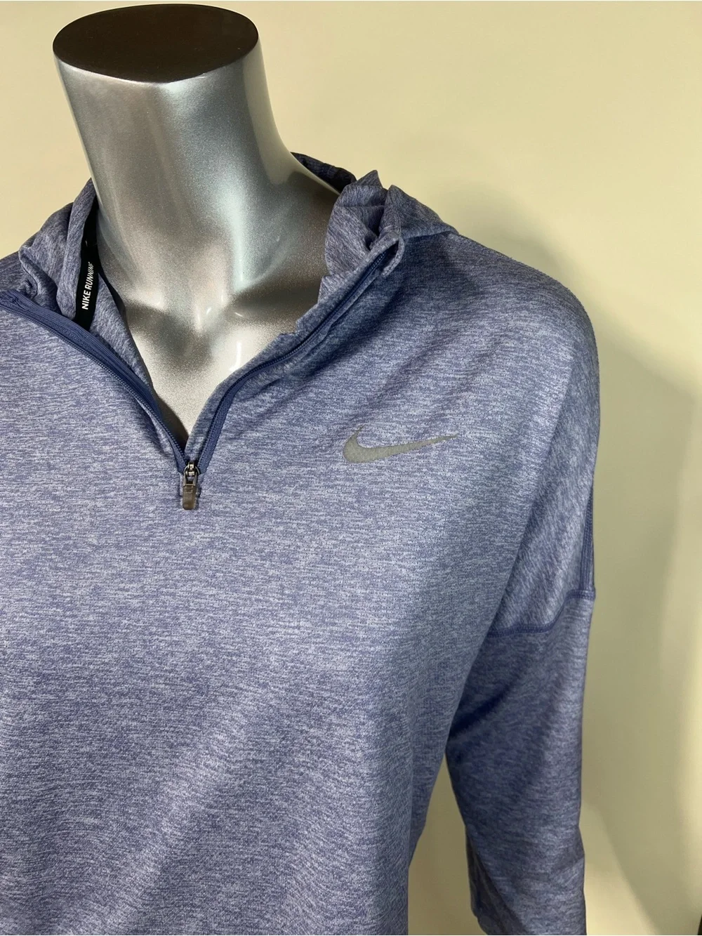 Nike Dri Fit Running Women’s Small Crop Hoodie Athletic Top Half Sleeve Blue